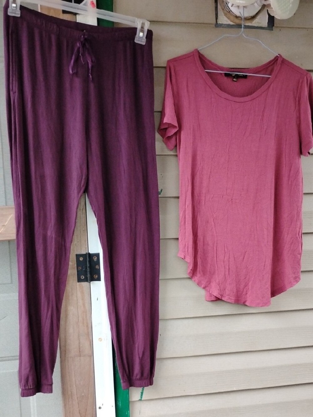 Victoria Secret Joggers#FREE Raggs & Riches Wine-Colored Top
